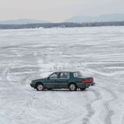 点击查看图片 冰冻之河 Frozen River