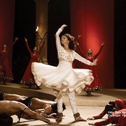 点击查看图片 来跳舞吧 Aaja Nachle
