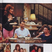 点击查看图片 拖家带口 第一季 Married with Children Season 1