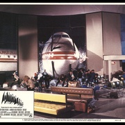 点击查看图片 空前绝后满天飞 Airplane!