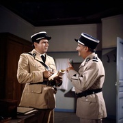 点击查看图片 圣特鲁佩斯的警察 Le gendarme de Saint-Tropez