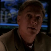 点击查看图片 海军罪案调查处 第三季 NCIS: Naval Criminal Investigative Service Season 3