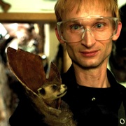 人体雕像 Taxidermia