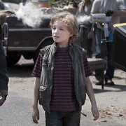 点击查看图片 陨落星辰 第一季 Falling Skies Season 1