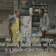 点击查看图片 超现实大学生活 第一季 The Young Ones Season 1