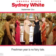 点击查看图片 大学新生 Sydney White