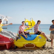 点击查看图片 中间人 The Inbetweeners Movie