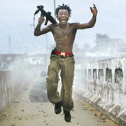 点击查看图片 洪德罗斯 Hondros
