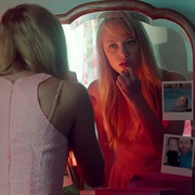 它在身后 It Follows