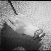 点击查看图片 一条安达鲁狗 Un chien andalou