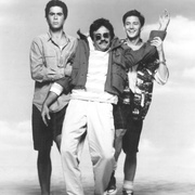 点击查看图片 老板度假去 Weekend at Bernie's
