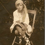 点击查看图片 灰色花园 Grey Gardens