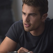 点击查看图片 分歧者3:忠诚世界 The Divergent Series: Allegiant
