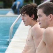 点击查看图片 青春爱欲吻 Angus, Thongs and Perfect Snogging