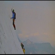 勇闯雷霆峰 The Eiger Sanction
