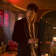 点击查看图片 圣杯神器:骸骨之城 The Mortal Instruments: City of Bones