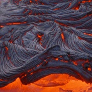 点击查看图片 进入地狱 Into the Inferno