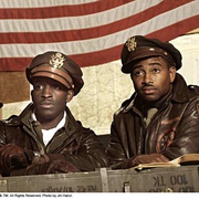 点击查看图片 红色机尾 Red Tails