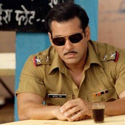 无畏警官 Dabangg