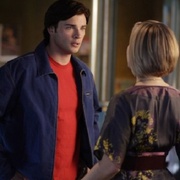 点击查看图片 超人前传 第八季 Smallville Season 8