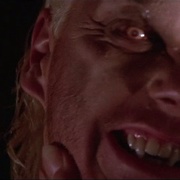 捉鬼小灵精 The Lost Boys