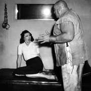 点击查看图片 大话原子人之怪兽娶亲 Bride of the Monster
