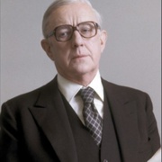 锅匠，裁缝， 士兵，间谍 Tinker, Tailor, Soldier, Spy