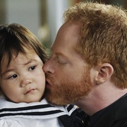 点击查看图片 摩登家庭 第二季 Modern Family Season 2