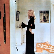 点击查看图片 金发大个子 Le grand blond avec une chaussure noire