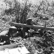 点击查看图片 一九四四 1944