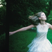 点击查看图片 处女之死 The Virgin Suicides