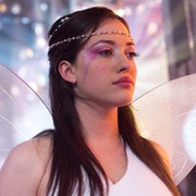 点击查看图片 写爱于臂上 To Write Love on Her Arms