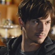 点击查看图片 美少女的谎言 第五季 Pretty Little Liars Season 5
