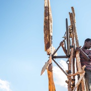 点击查看图片 驭风男孩 The Boy Who Harnessed the Wind