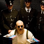 点击查看图片 失控的布朗森 Bronson