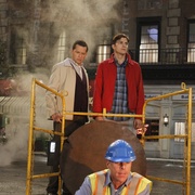点击查看图片 好汉两个半 第十季 Two and a Half Men Season 10