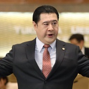 点击查看图片 金装律师2 スーツ2