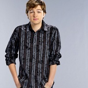点击查看图片 好汉两个半 第九季 Two and a Half Men Season 9