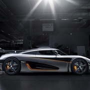 点击查看图片 弯心:超凡跑车的故事 Apex: The Story of the Hypercar