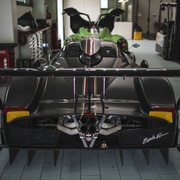 点击查看图片 弯心:超凡跑车的故事 Apex: The Story of the Hypercar