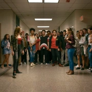 点击查看图片 眼镜蛇 第二季 Cobra Kai Season 2