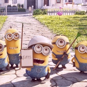 修剪草坪的小黄人 Mower Minions
