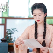 报告王爷，王妃是只猫