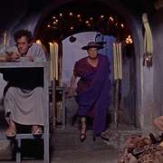 点击查看图片 春光满古城 A Funny Thing Happened on the Way to the Forum