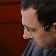 点击查看图片 在金牌的核心:美国体操丑闻 At the Heart of Gold: Inside the USA Gymnastics Scandal