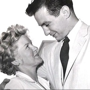 点击查看图片 伊莲娜·斯屈奇:拍我 Elaine Stritch: Shoot Me