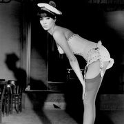 点击查看图片 女人就是女人 Une femme est une femme
