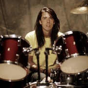 喷火战机：来回 Foo Fighters Back and Forth