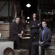 点击查看图片 十三号仓库 第一季 Warehouse 13 Season 1