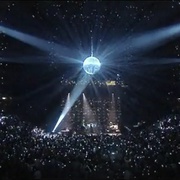 点击查看图片 阿黛尔伦敦爱尔伯特音乐厅演唱会 Adele Live at the Royal Albert Hall